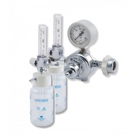 VERSNELLINGSBAK Een dubbele debietmeter en luchtbevochtiger