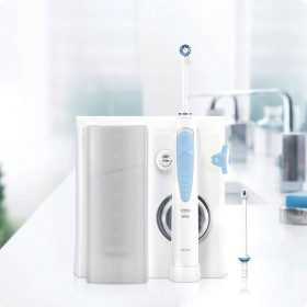 Oral-B Advanced Health Center MD20 waterflosser