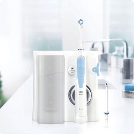 Oral-B Advanced Health Center MD20 Water Flosser